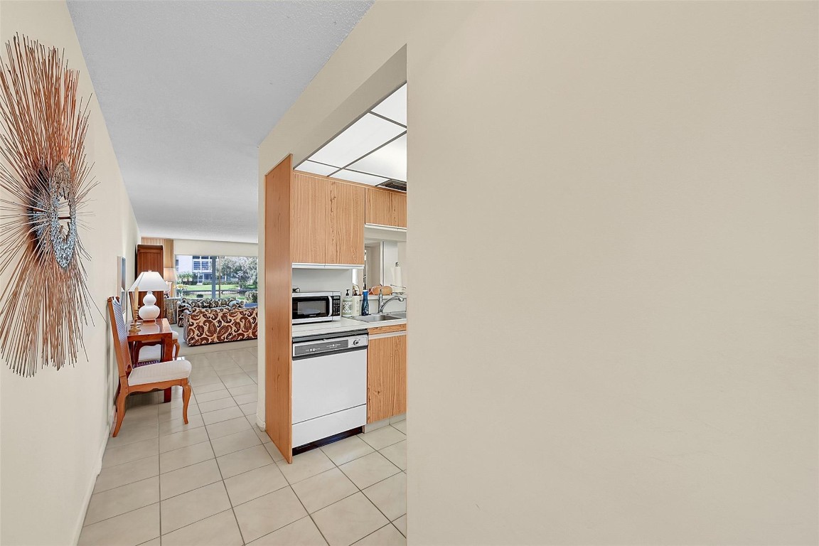 WYNMOOR VILLAGE - Residential