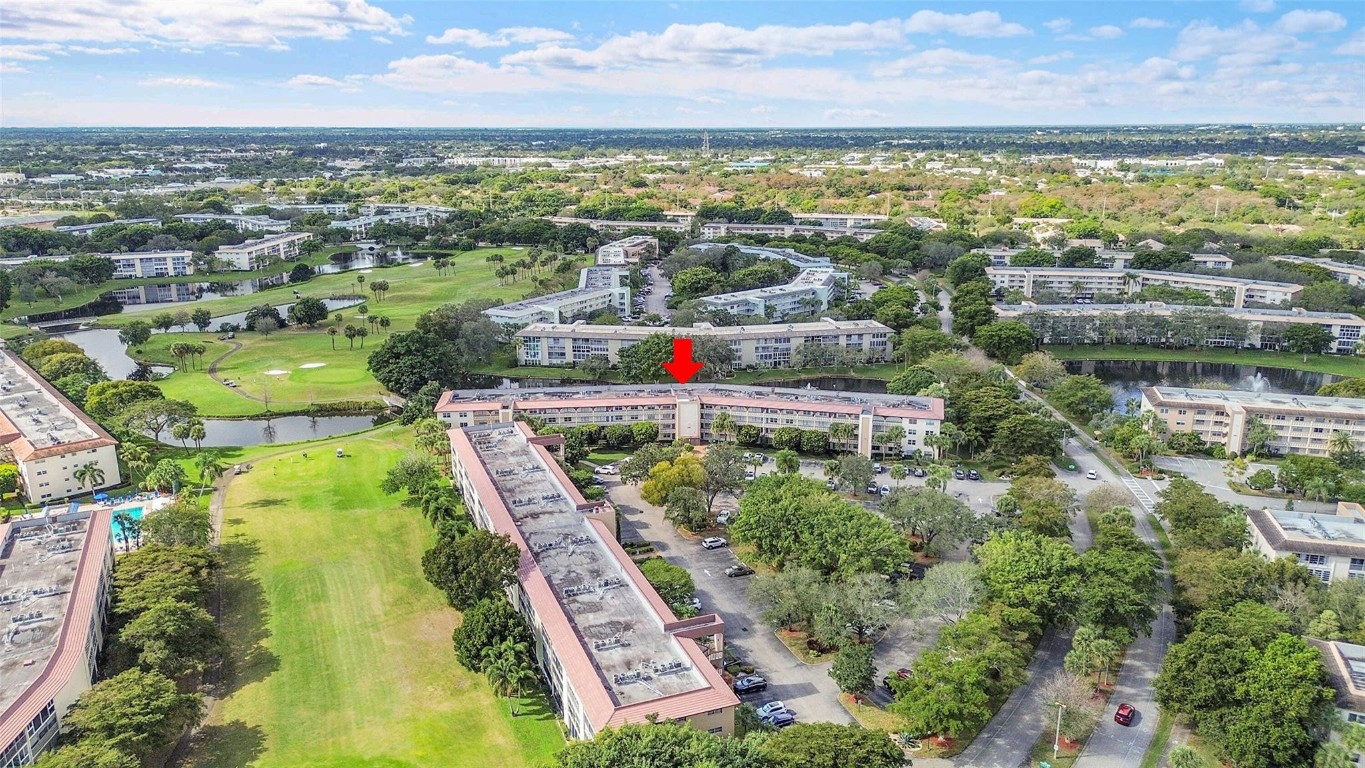 WYNMOOR VILLAGE - Residential