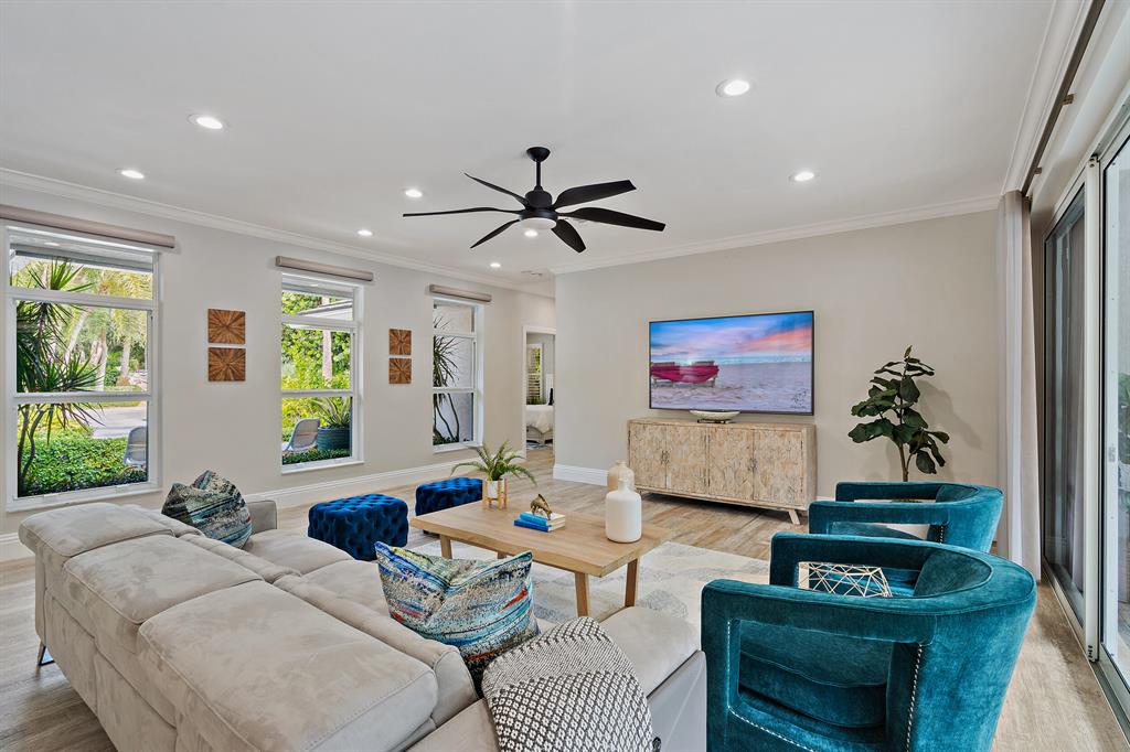 SEAGATE EXTENSION - Residential