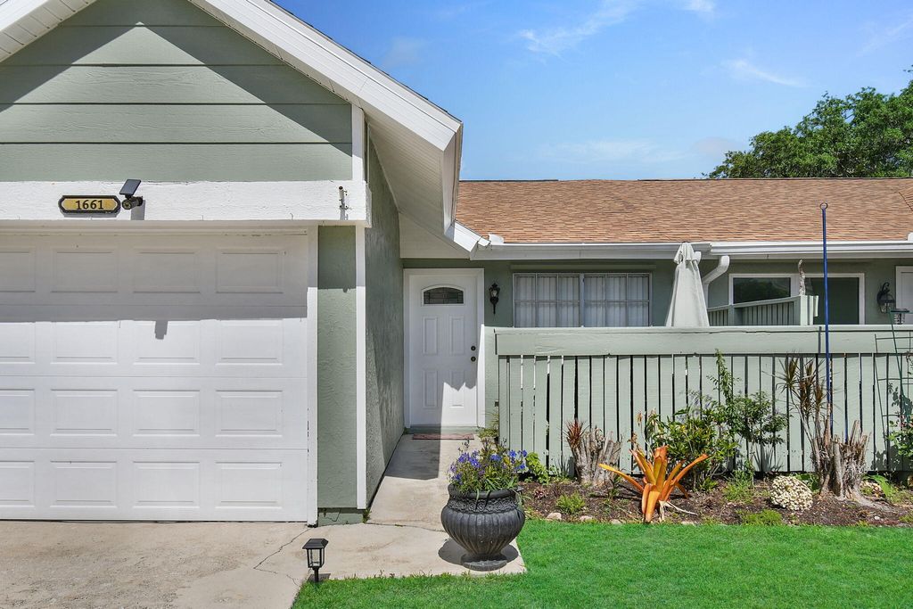 Photo of 1661 SE Kestwick Court, Port Saint Lucie, FL 34952 (MLS # B26022013)