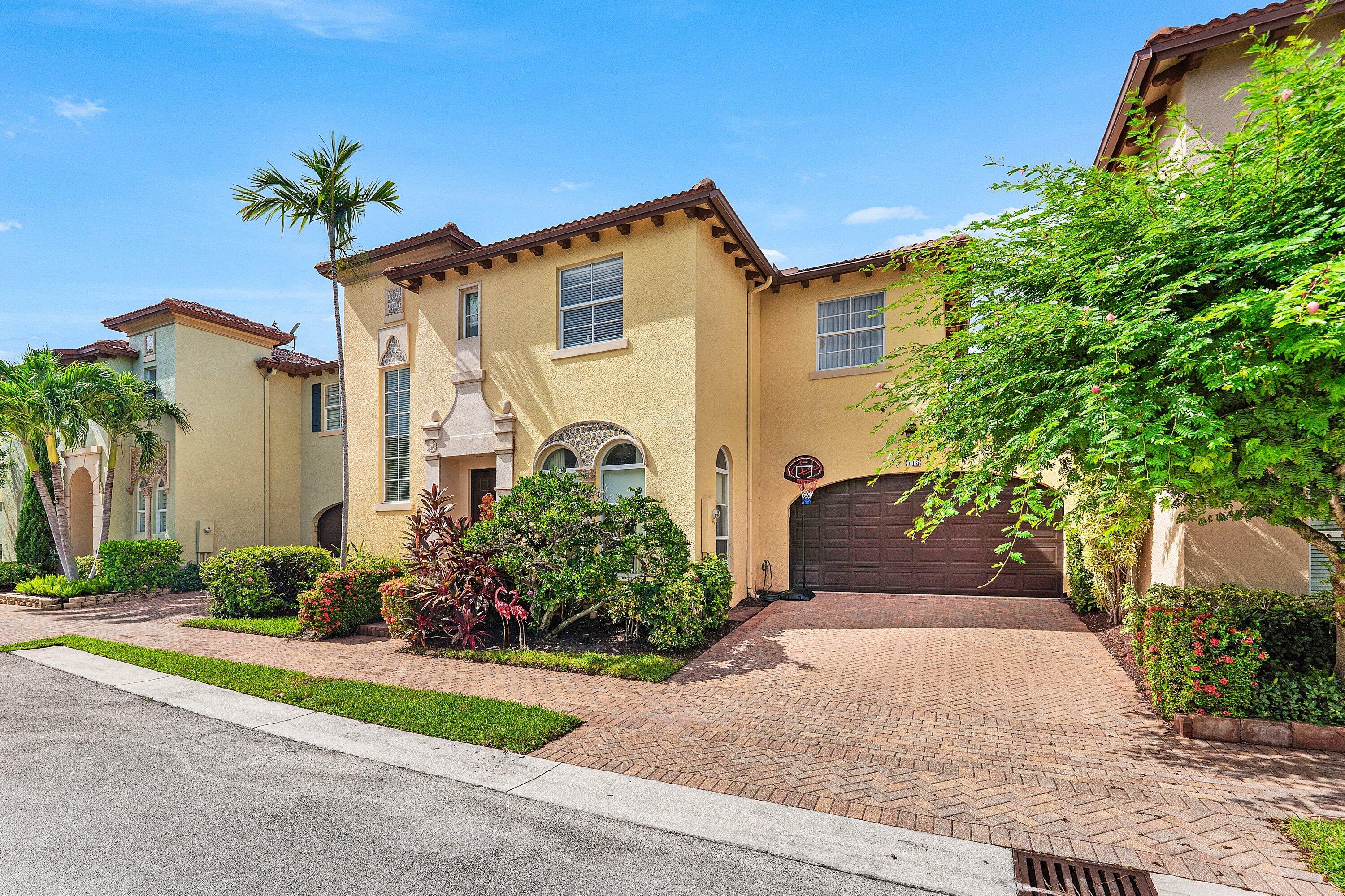 115 VIA POINCIANA Lane