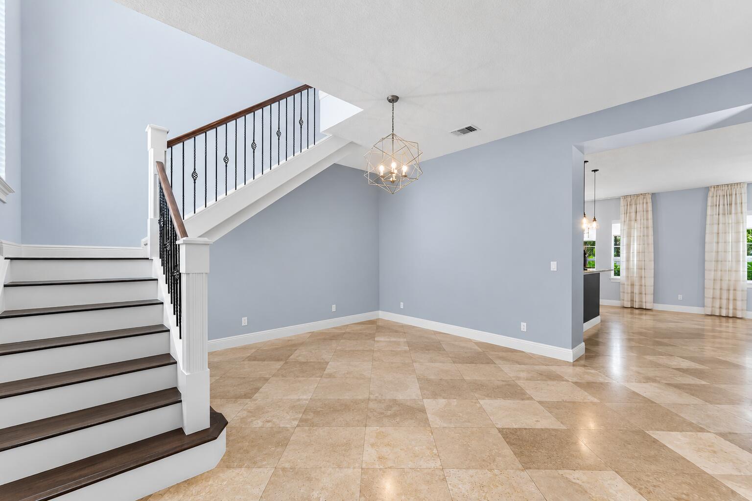 115 VIA POINCIANA Lane