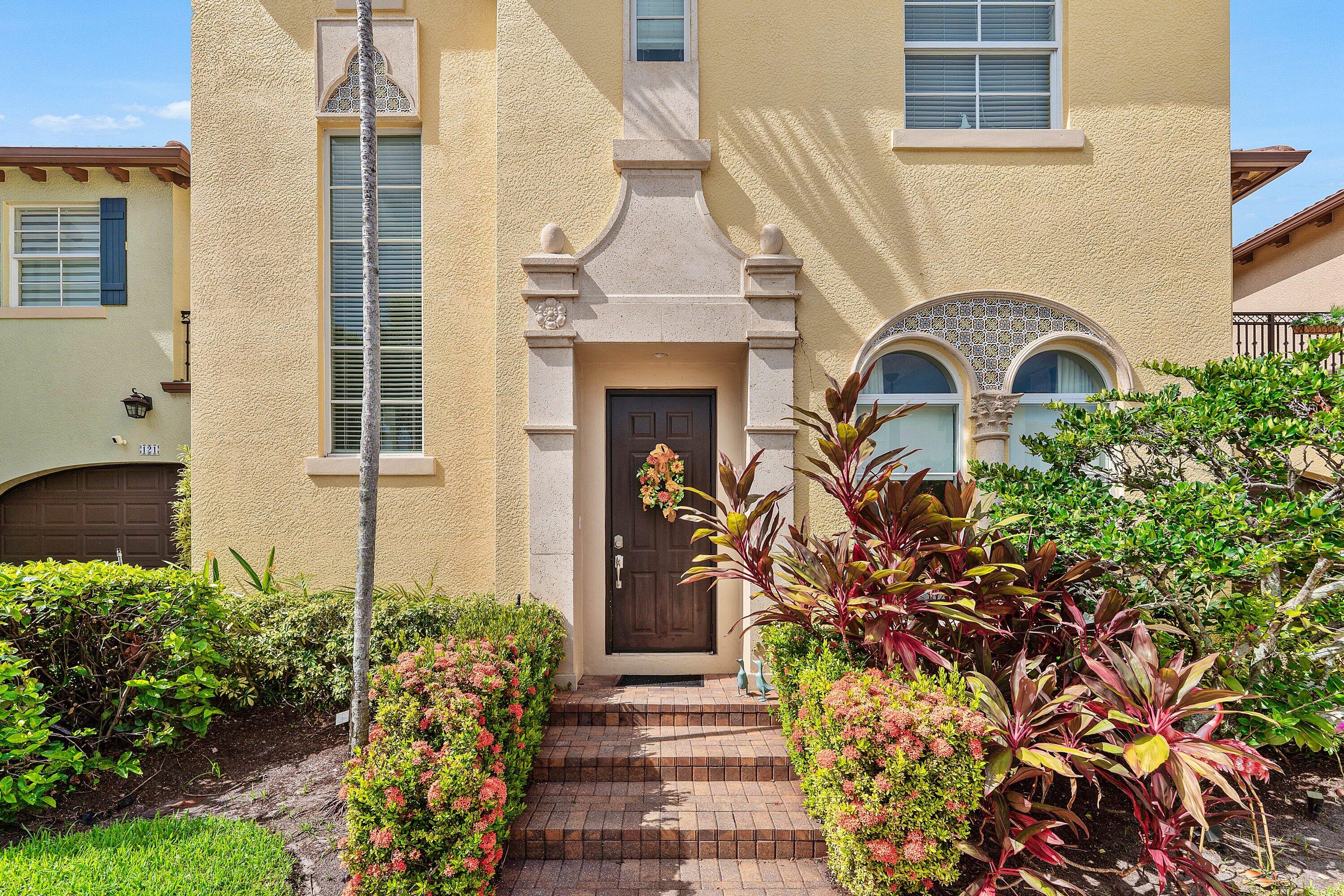 115 VIA POINCIANA Lane