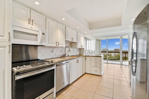 Tiny photo for 1900 CONSULATE Place #1704, West Palm Beach, FL 33401 (MLS # B26089831)