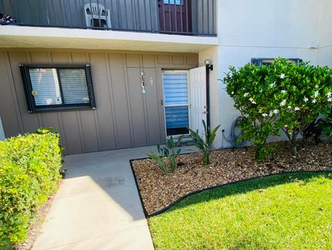 1600 NE Dixie Highway 13-107 Jensen Beach FL 34957