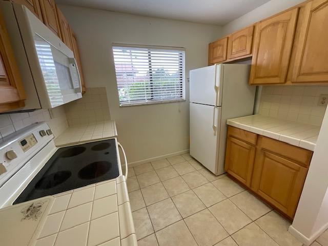 RIVER CLUB CONDO - Residential