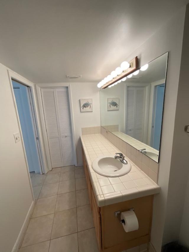 RIVER CLUB CONDO - Residential