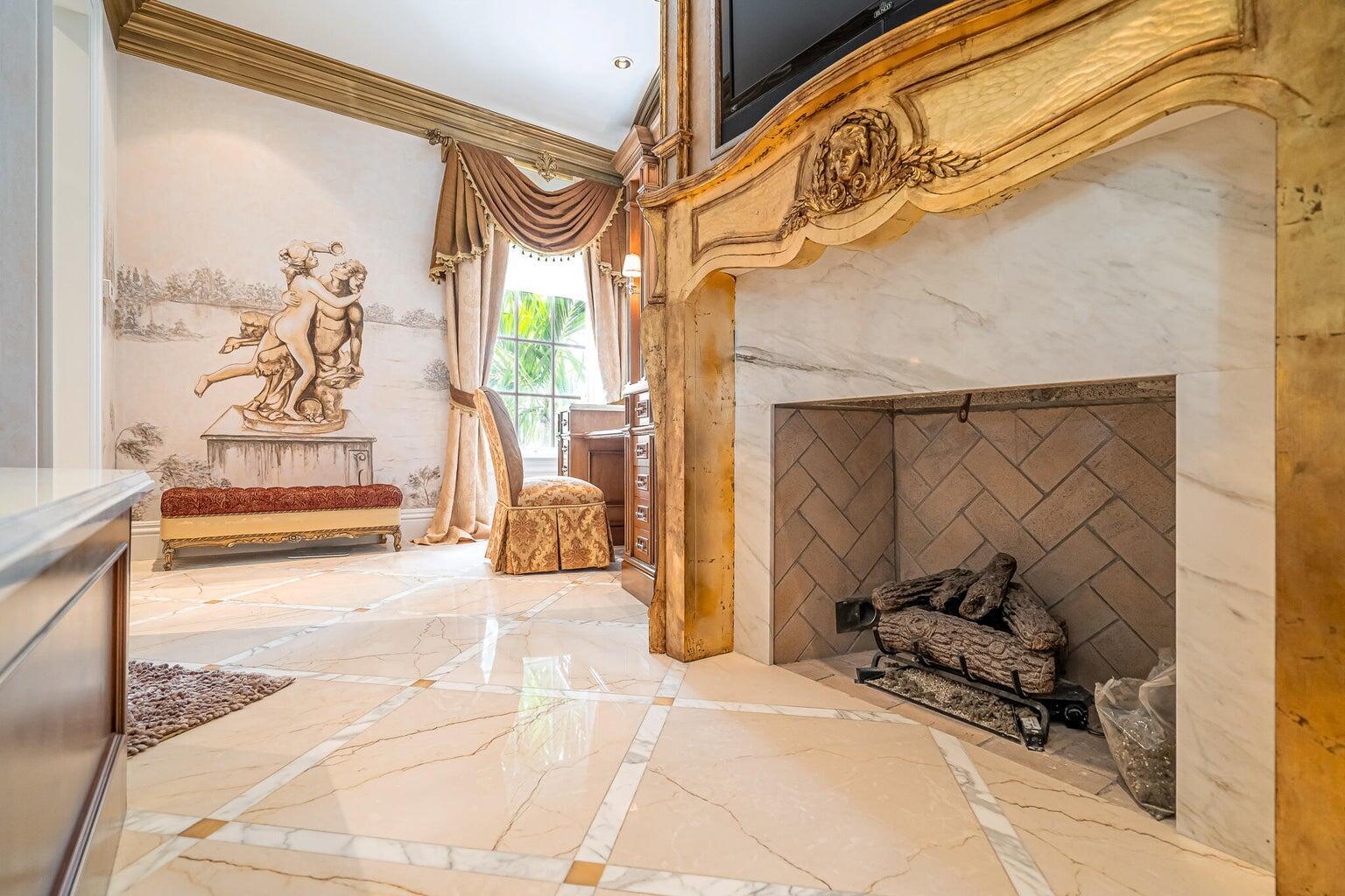 BOCA RATON RIVIERA UNIT D - Residential