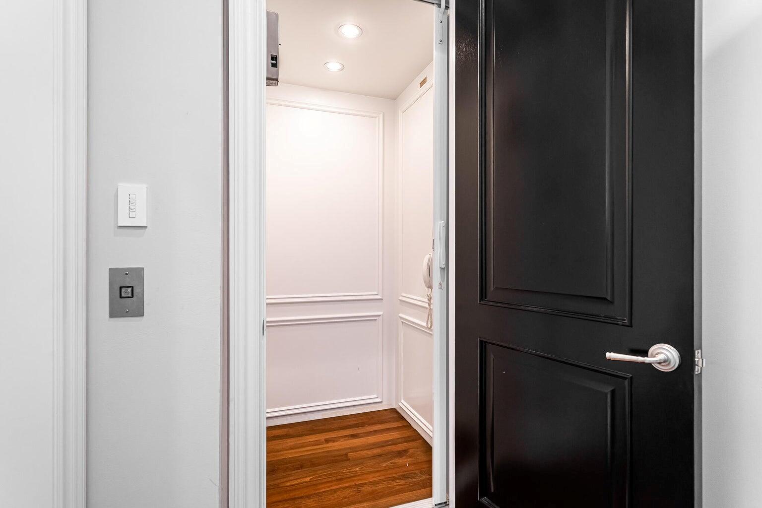 BOCA RATON RIVIERA UNIT D - Residential