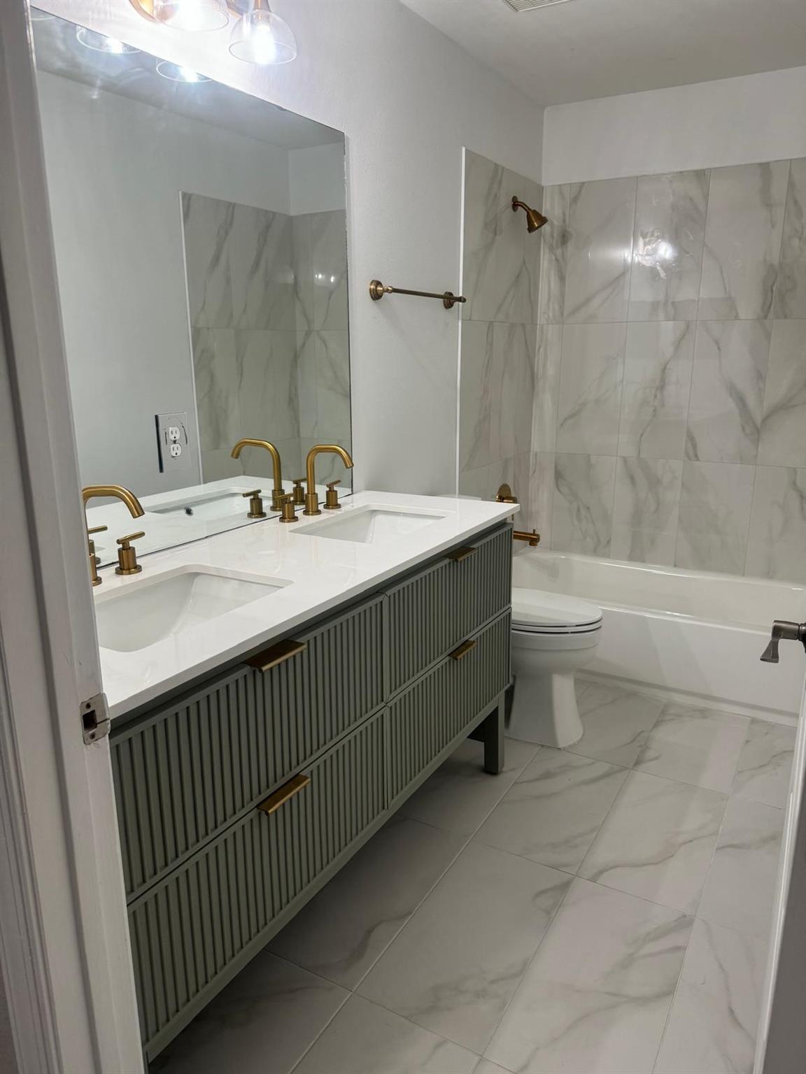 NAUTICA ISLES WEST 3 - Residential