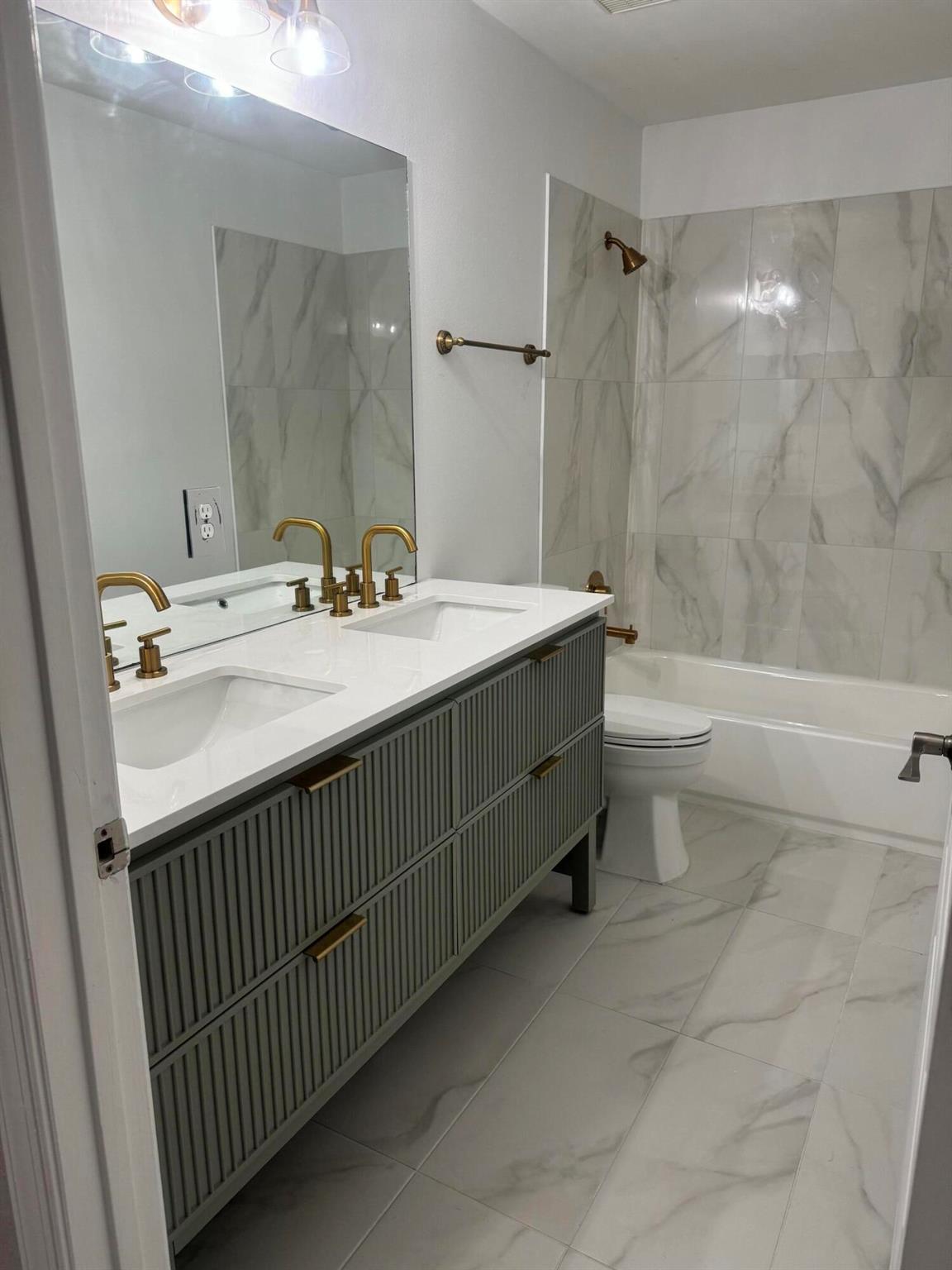 NAUTICA ISLES WEST 3 - Residential