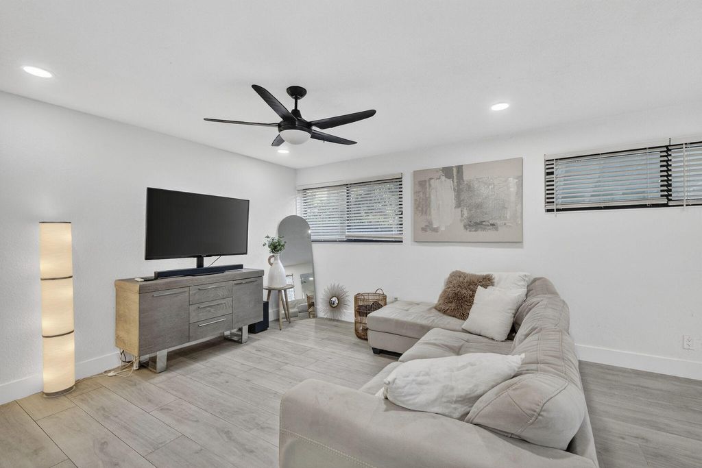 Photo of 830 NE 59th Court, Oakland Park, FL 33334 (MLS # B26026611)