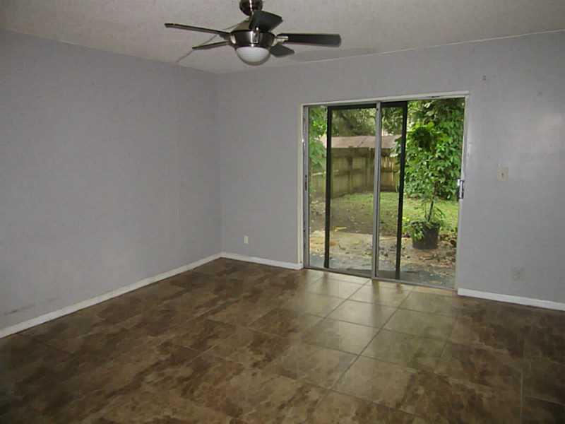 JACARANDA HEIGHTS 31-31 B - Residential Lease