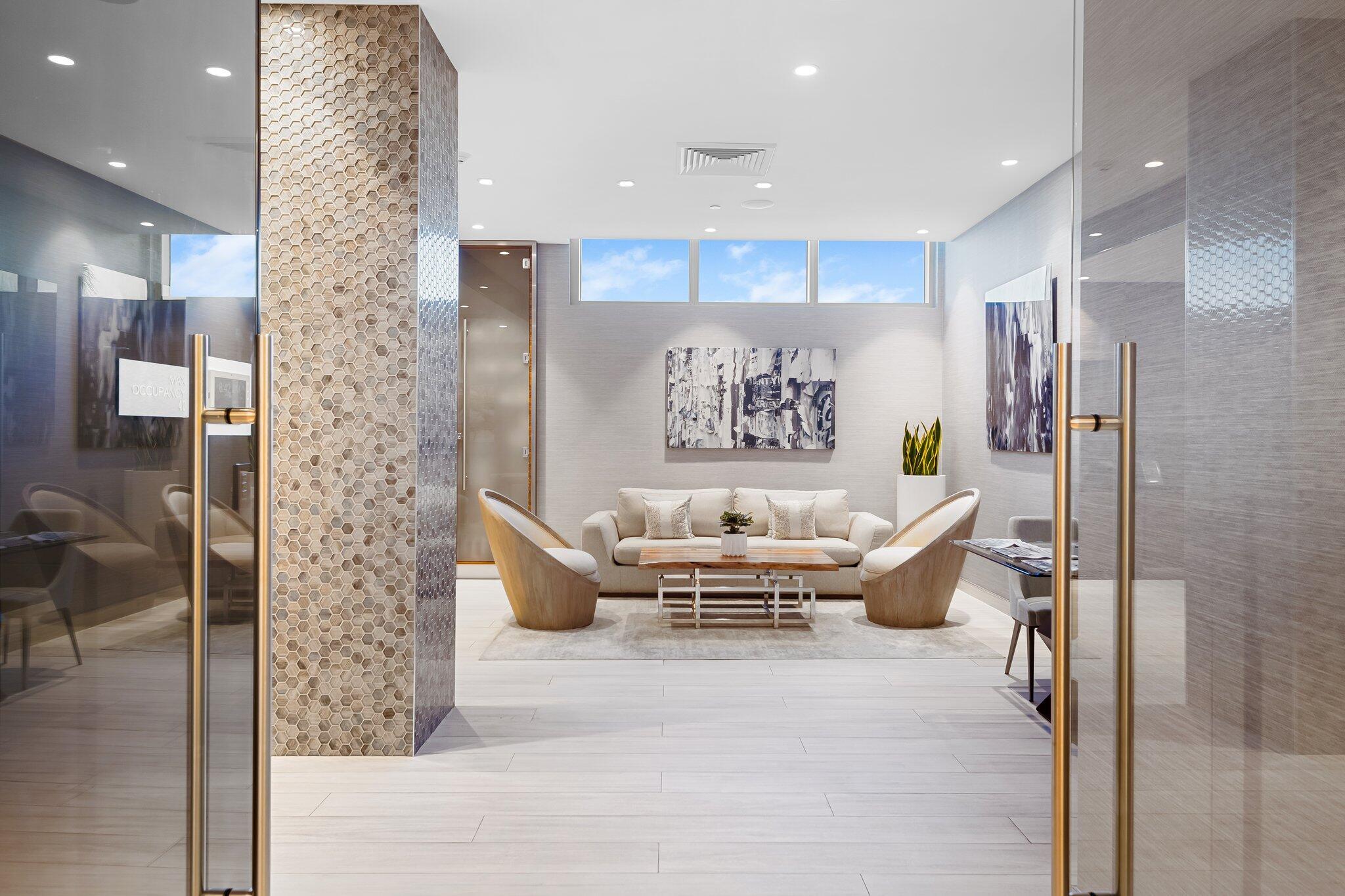 PARAMOUNT FT LAUDERDALE C - Residential