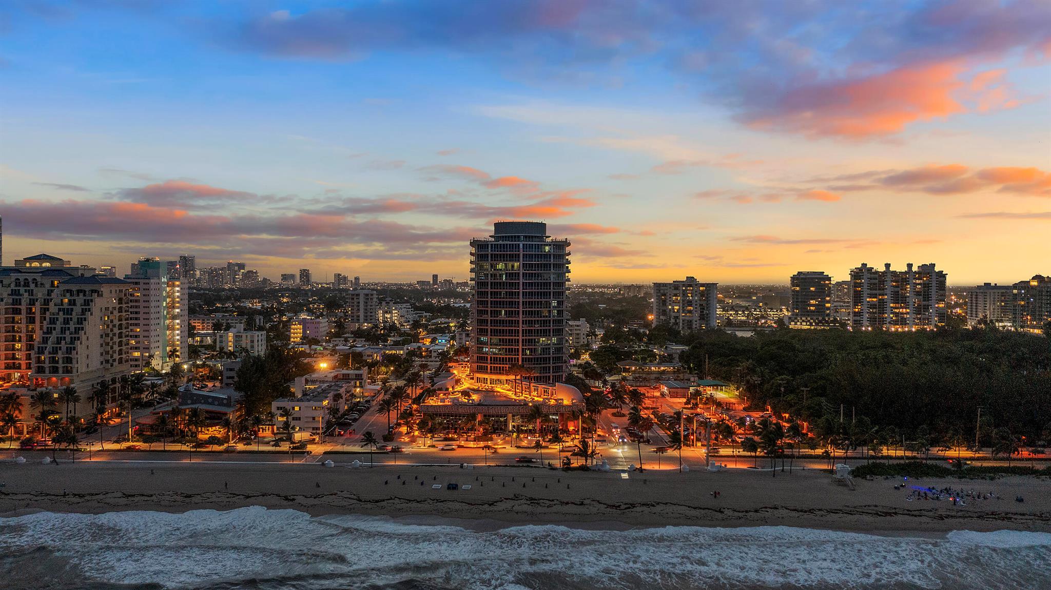PARAMOUNT FT LAUDERDALE C - Residential