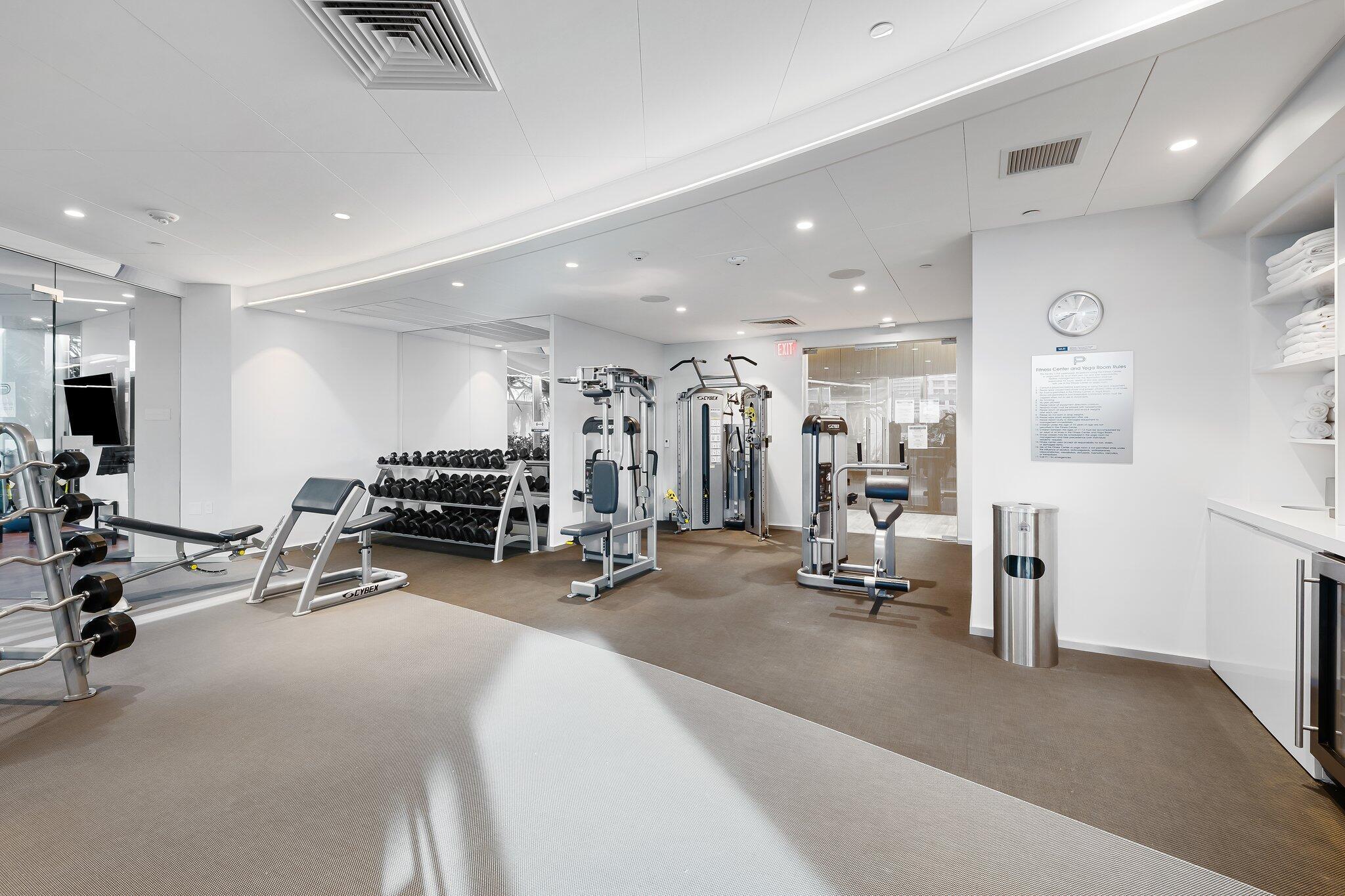 PARAMOUNT FT LAUDERDALE C - Residential