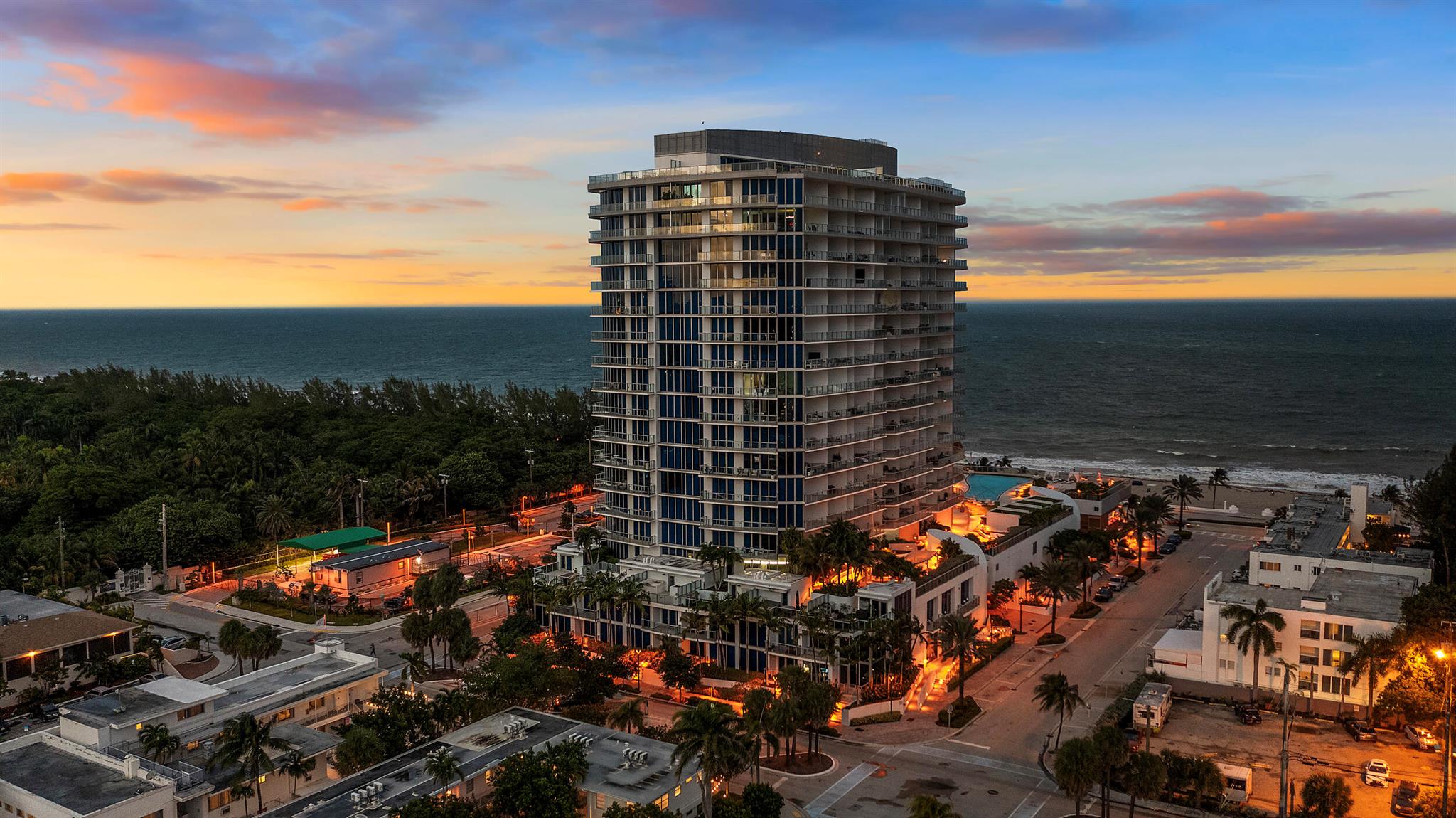 PARAMOUNT FT LAUDERDALE C - Residential