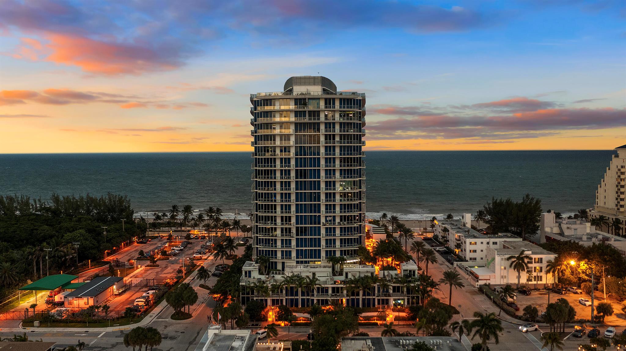 PARAMOUNT FT LAUDERDALE C - Residential