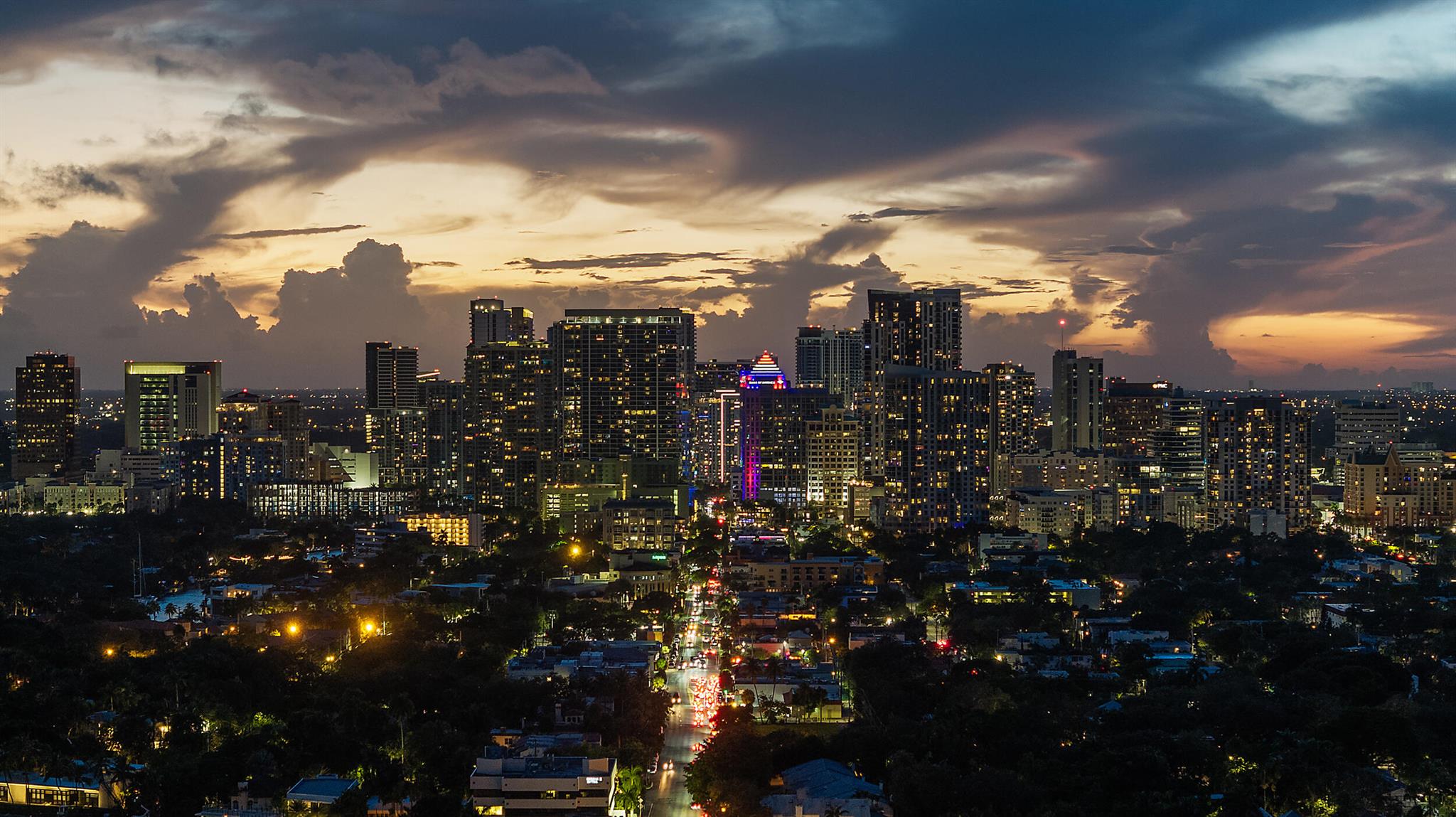 PARAMOUNT FT LAUDERDALE C - Residential