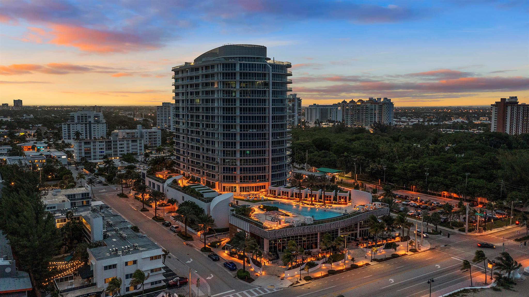PARAMOUNT FT LAUDERDALE C - Residential