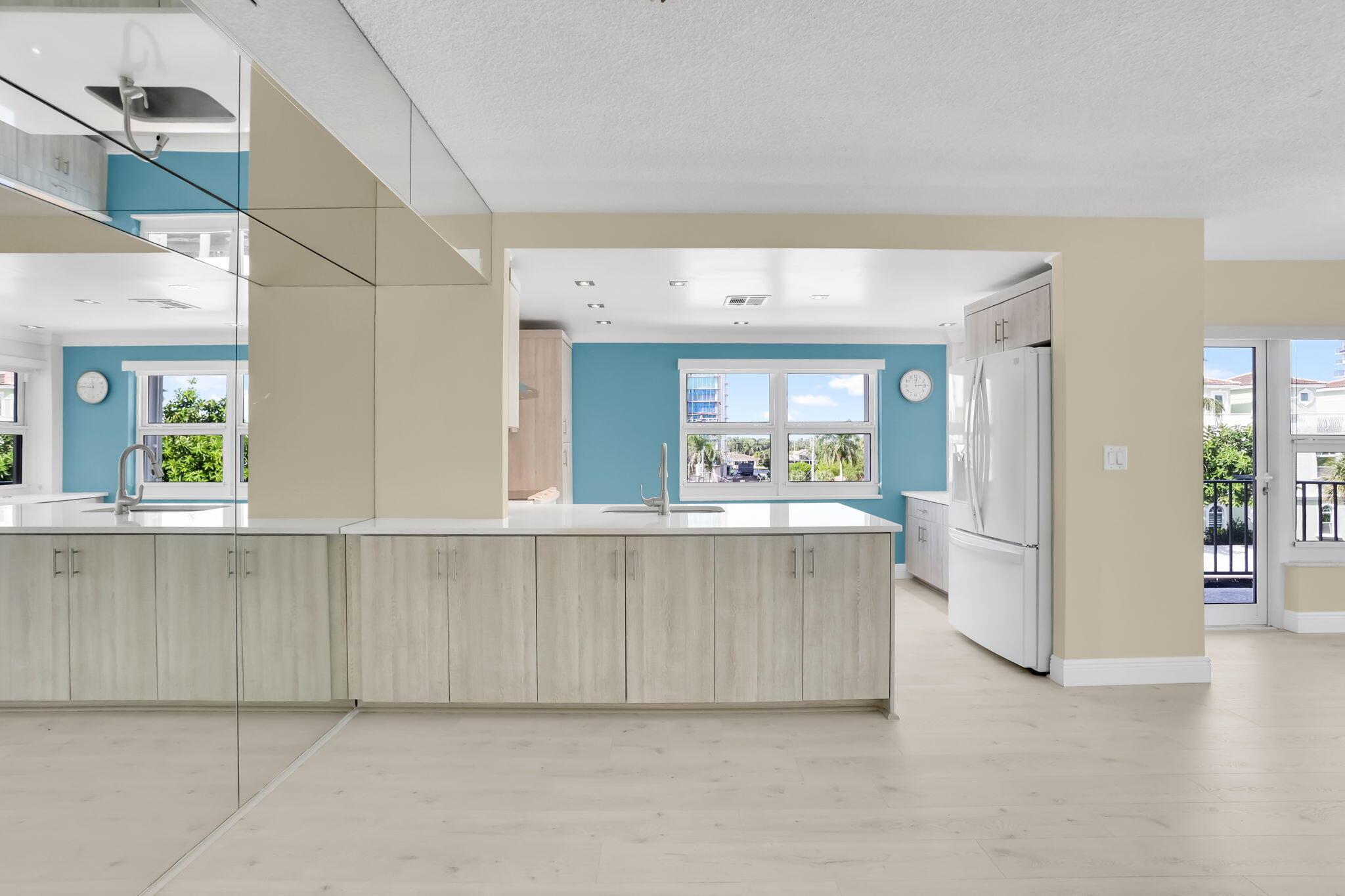 PARLIAMENT HOUSE CONDO - Residential