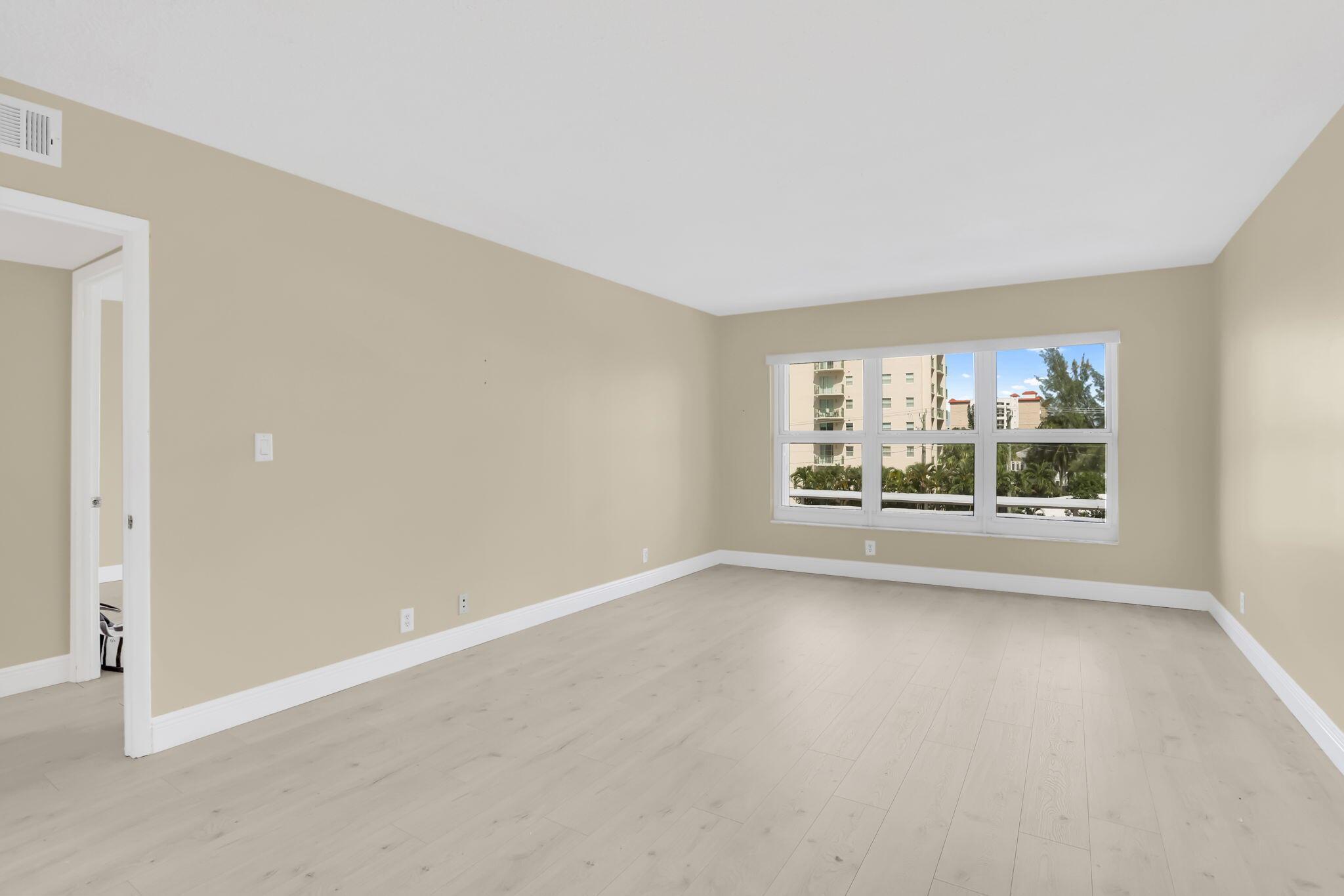 PARLIAMENT HOUSE CONDO - Residential