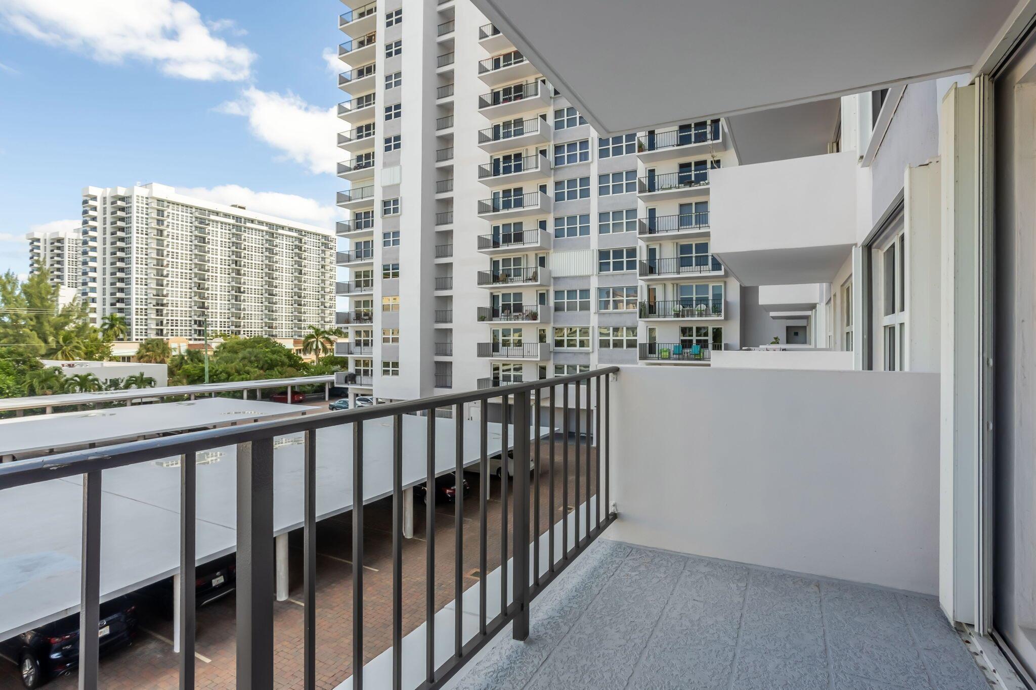 PARLIAMENT HOUSE CONDO - Residential