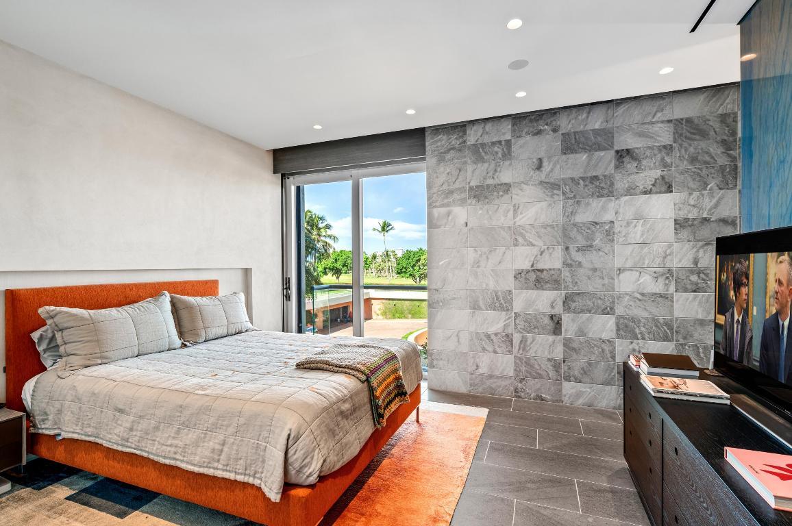 TWO NORTH BREAKERS ROW CONDO - Residential