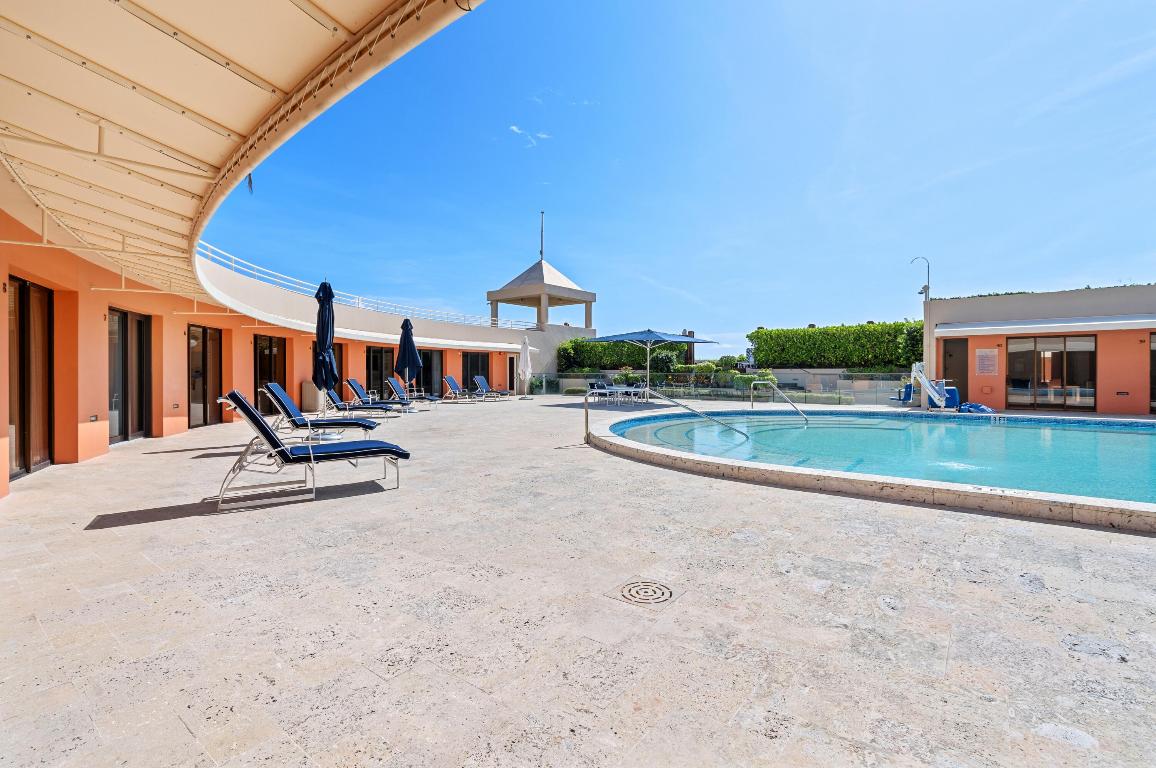 TWO NORTH BREAKERS ROW CONDO - Residential