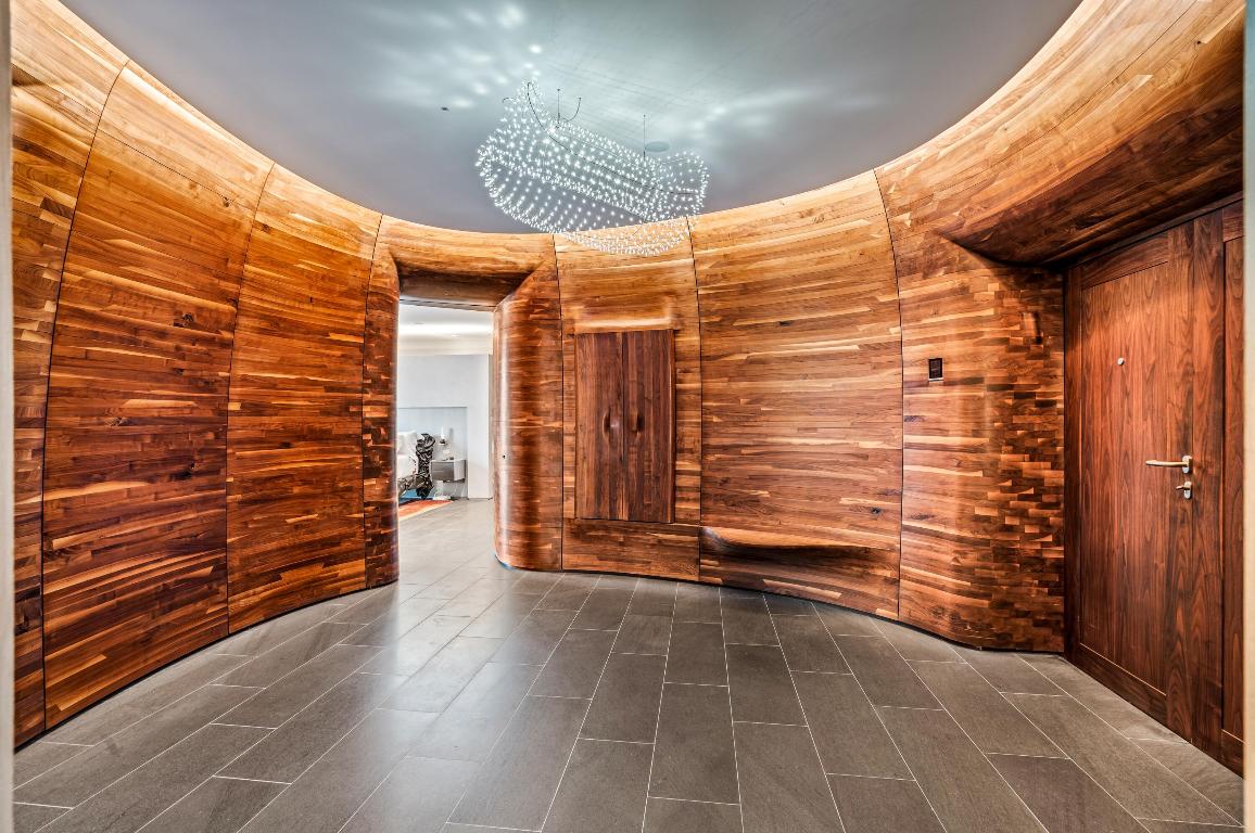 TWO NORTH BREAKERS ROW CONDO - Residential