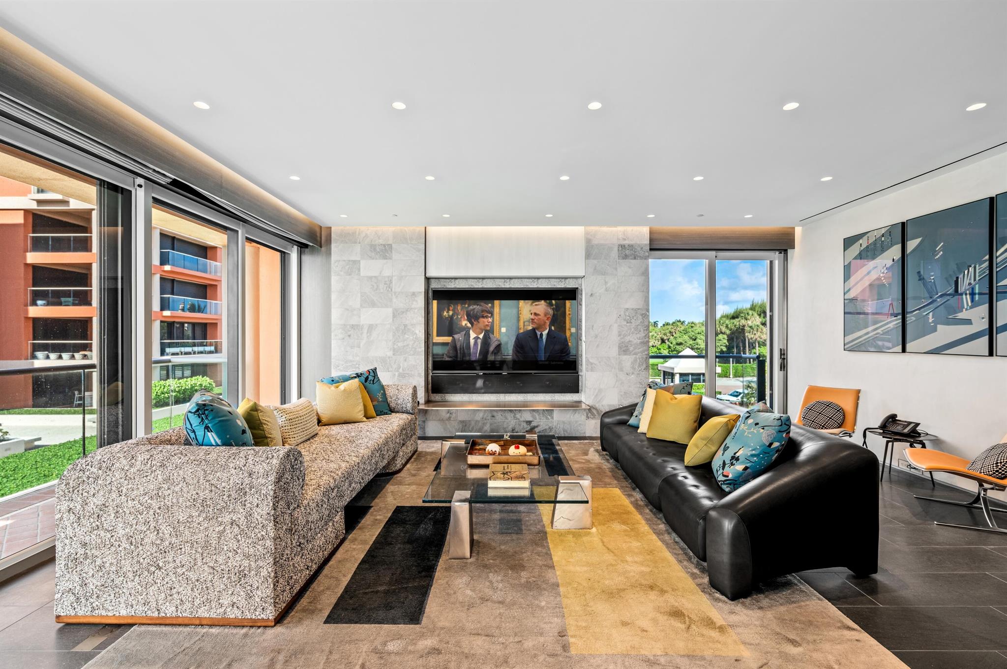 2 N Breakers Row N25, Palm Beach, FL, 33480/$9,250,000 4 2 N Breakers Row N25
