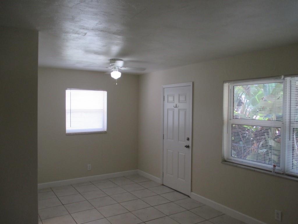 Hollywood South Side Add - Residential Lease