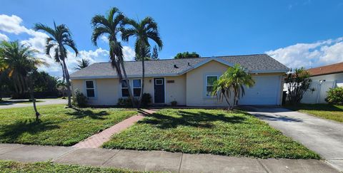 3789 Beresford Road E West Palm Beach FL 33417