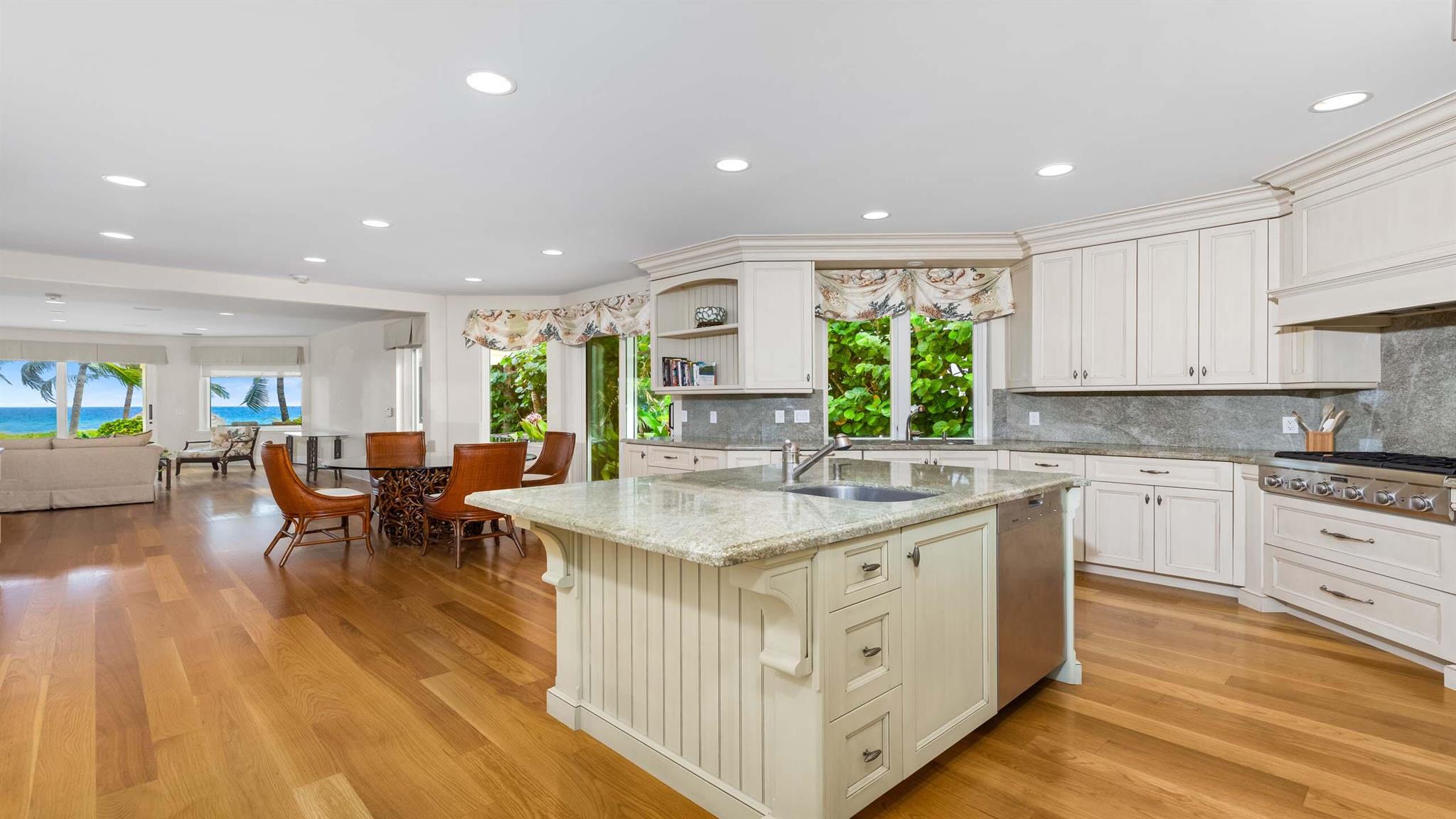 PALM BEACH SHORE ACRES - Residential