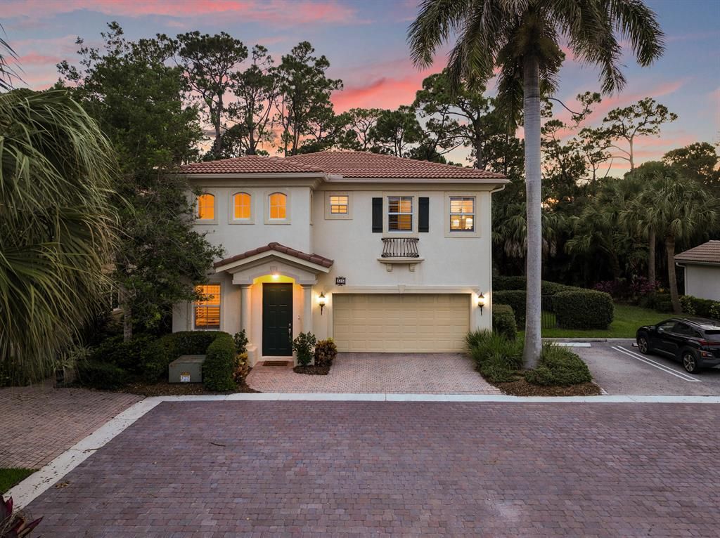 Photo of 515 Tomahawk Court Ct, Palm Beach Gardens, FL 33410 (MLS # R10809406)