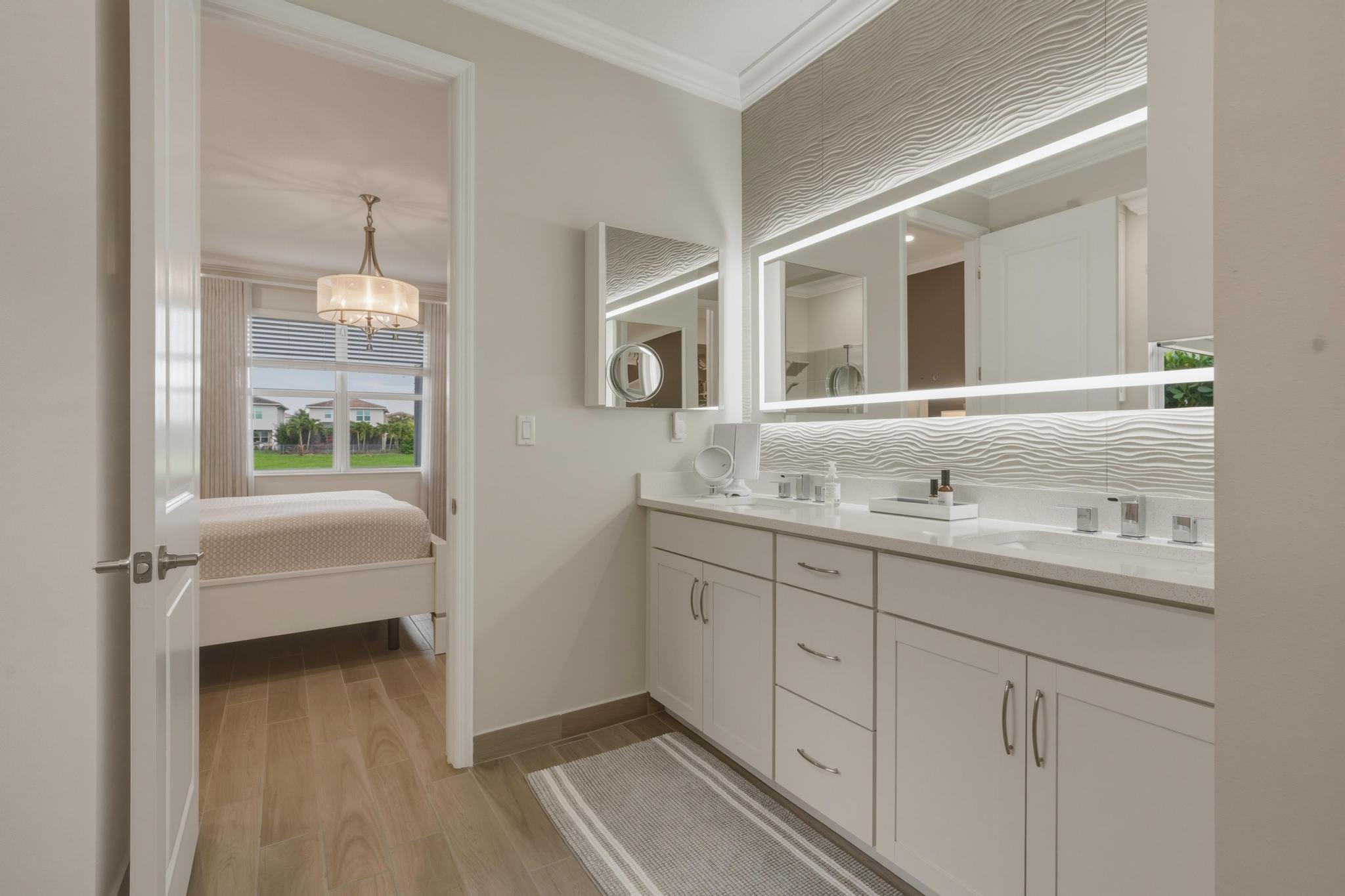 CRYSTAL LAKE 1ST SEC - Residential