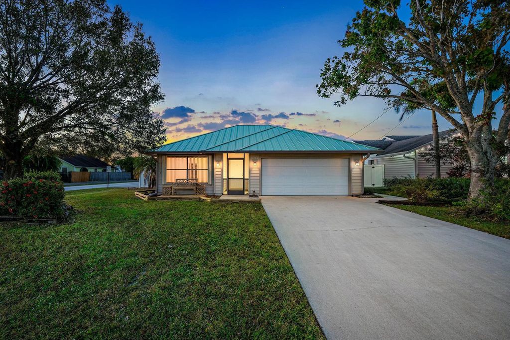 Photo of 6208 Michael Street, Jupiter, FL 33458 (MLS # R11041776)