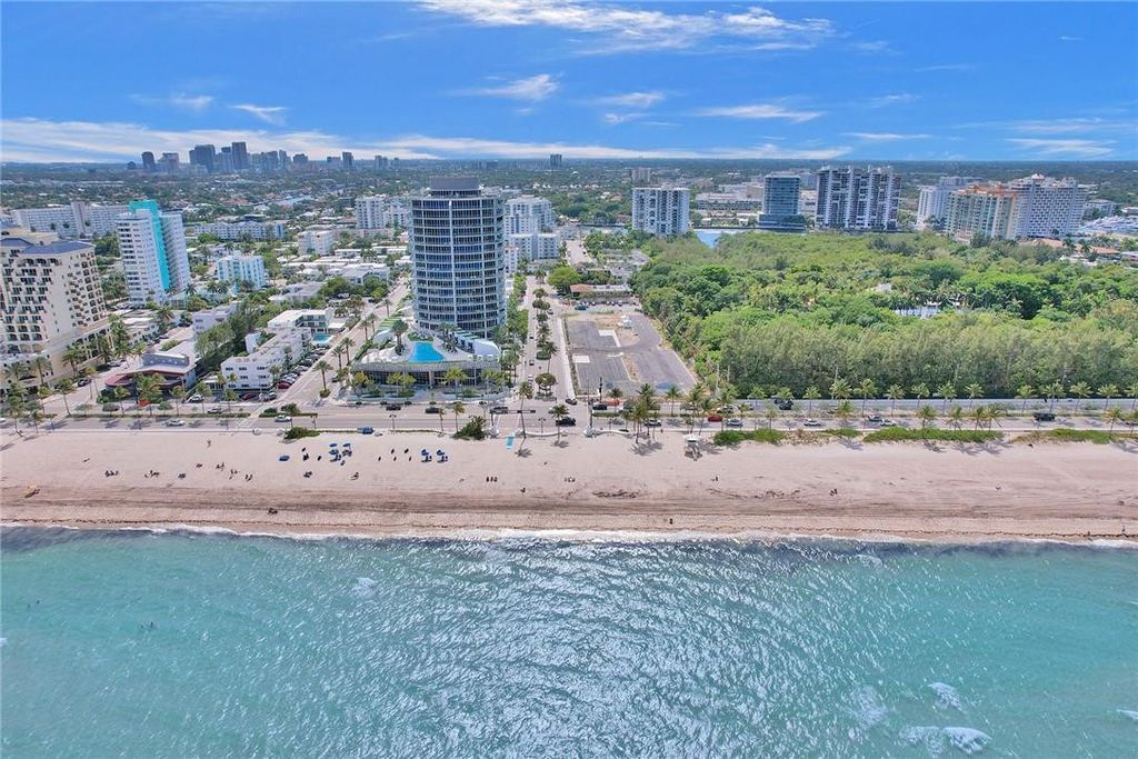 Photo of 720 Orton Avenue #404, Fort Lauderdale, FL 33304 (MLS # B26030971)