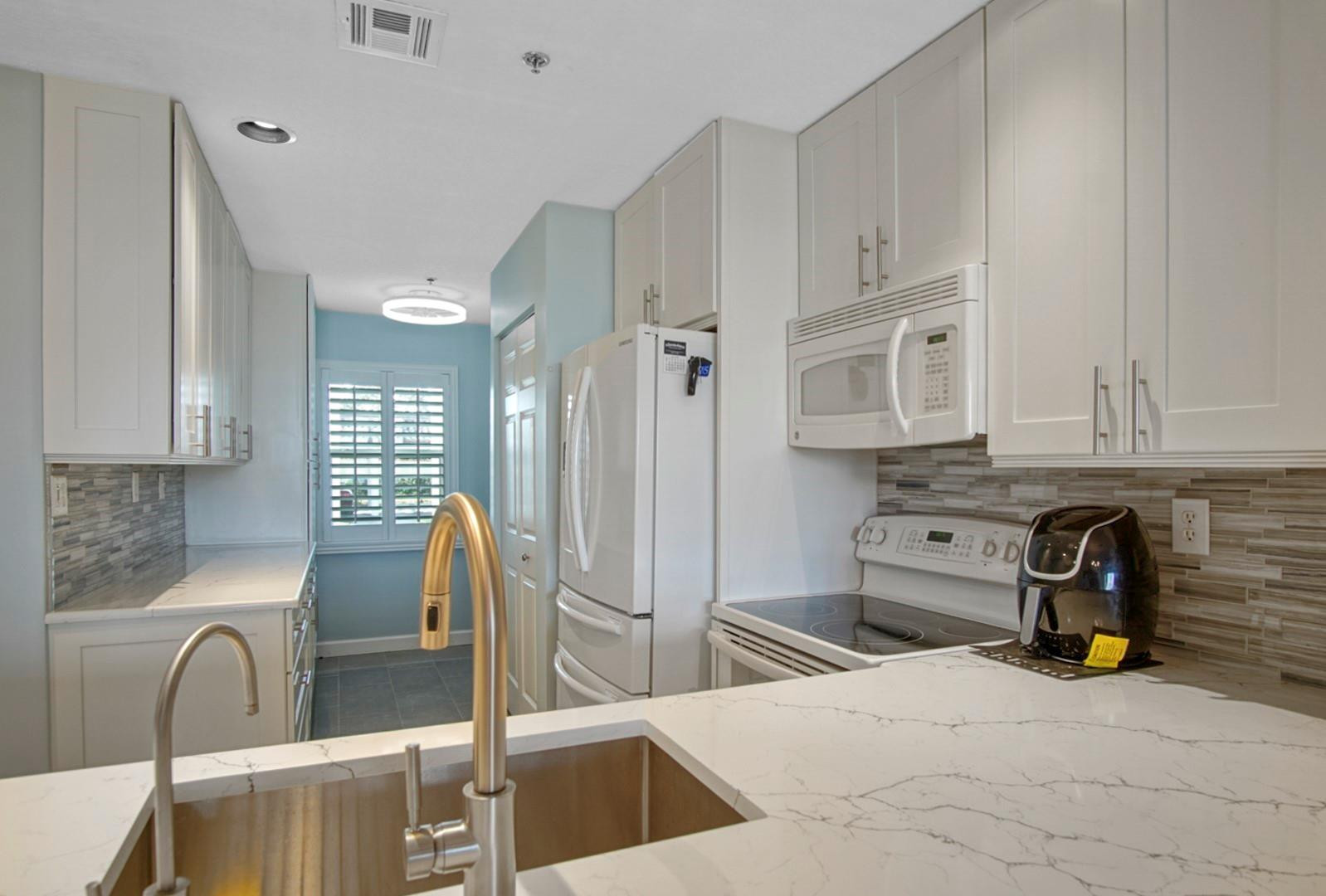 HANSONS LANDING - Residential