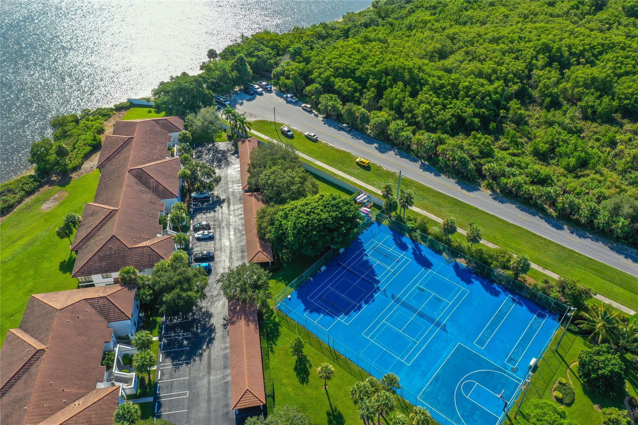 HANSONS LANDING - Residential