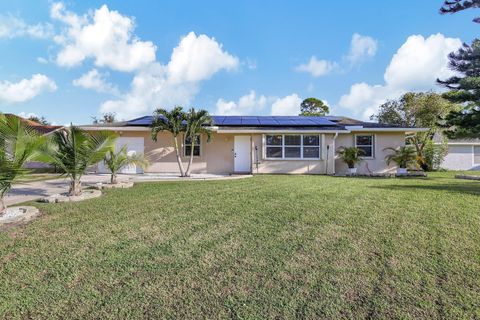 A home in Port St Lucie