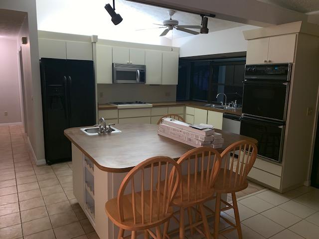 PORT ST LUCIE SECTION 10 - Residential Lease