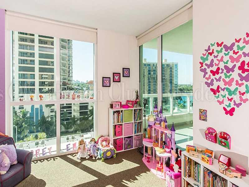 Las Olas Beach Club - Residential Lease