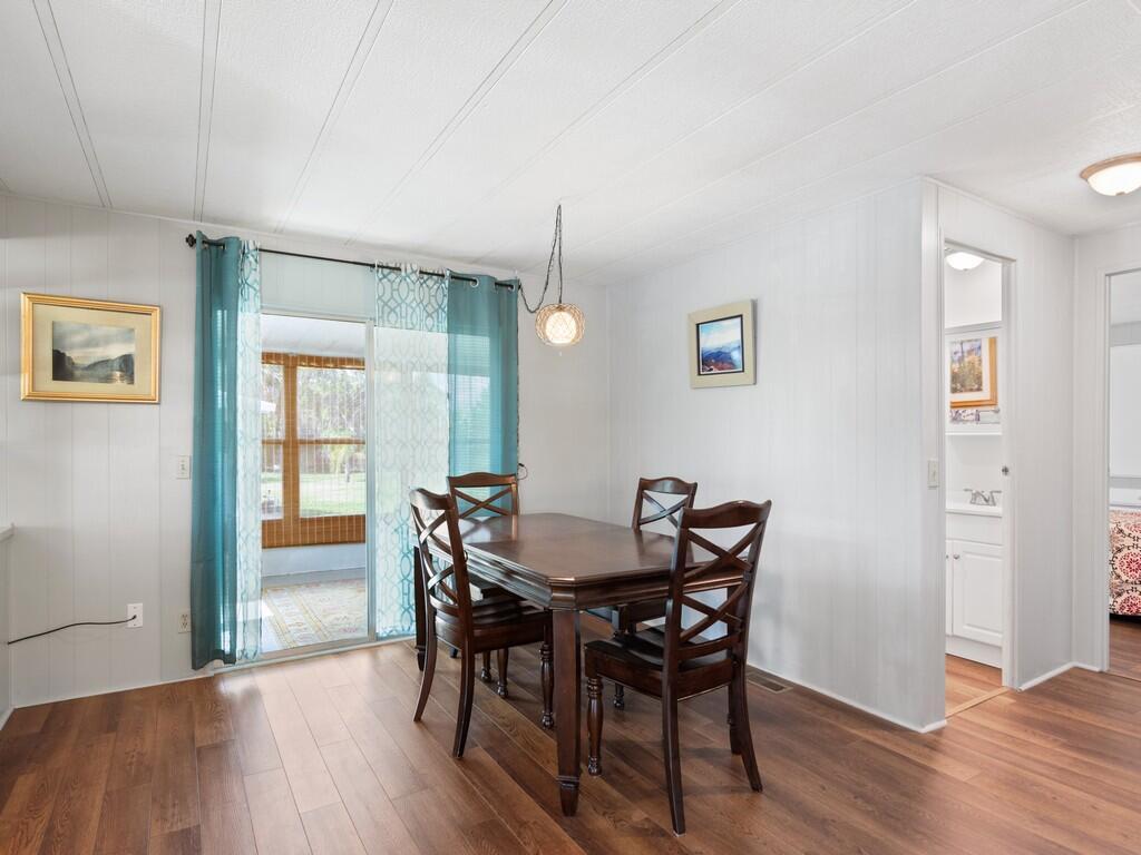 Pinelake Village Mobile Home Park - Residential