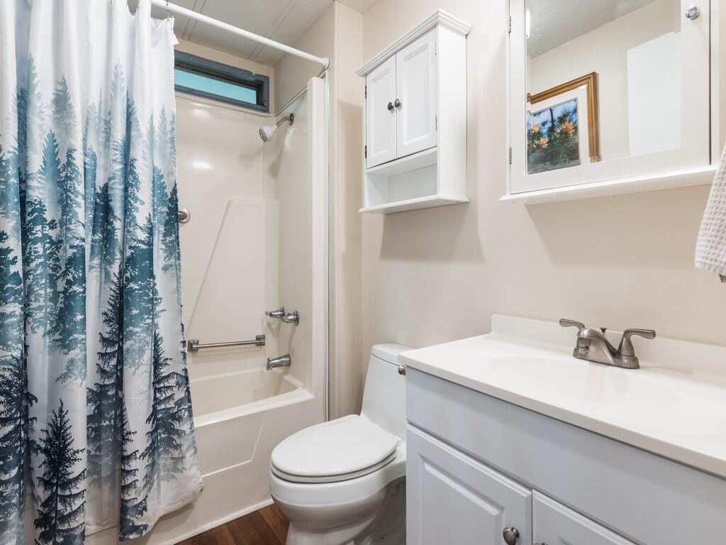 Pinelake Village Mobile Home Park - Residential