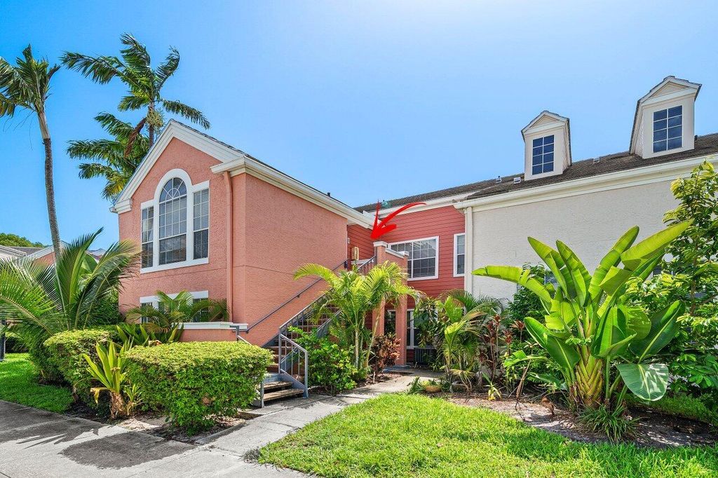 Photo of 1345 Crystal Way #B, Delray Beach, FL 33444 (MLS # B26051148)