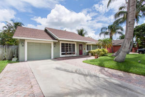 TROPIC PALMS 2 - Residential