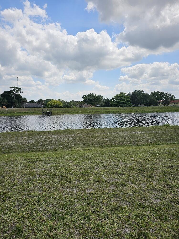 759 SW Alton Circle, Port St Lucie, FL, 34953/$494,000 3 759 SW Alton Circle