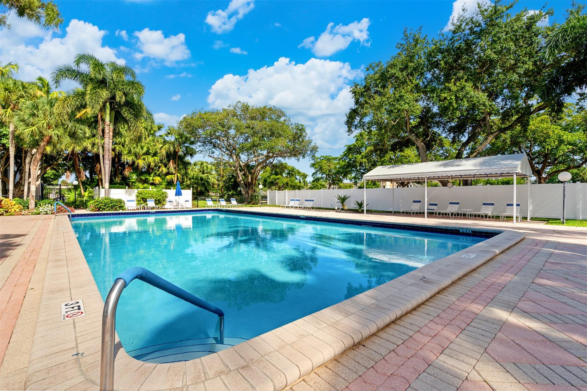 Palm Aire Country Club - Residential