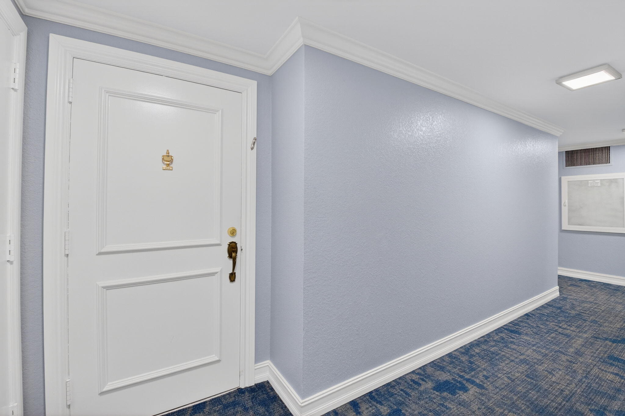 LAKEWOOD MID-RISE BOCA WEST - Residential